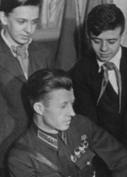 Генерал Родимцев. Служба. Война. Судьба. Экскурсия